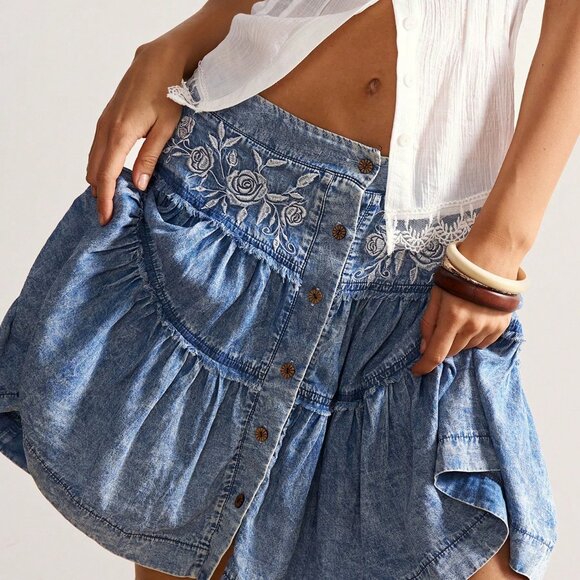 Blue Boho Women's Floral Embroidered Pleated Versatile A-Line Skirt - Picture 7 of 7